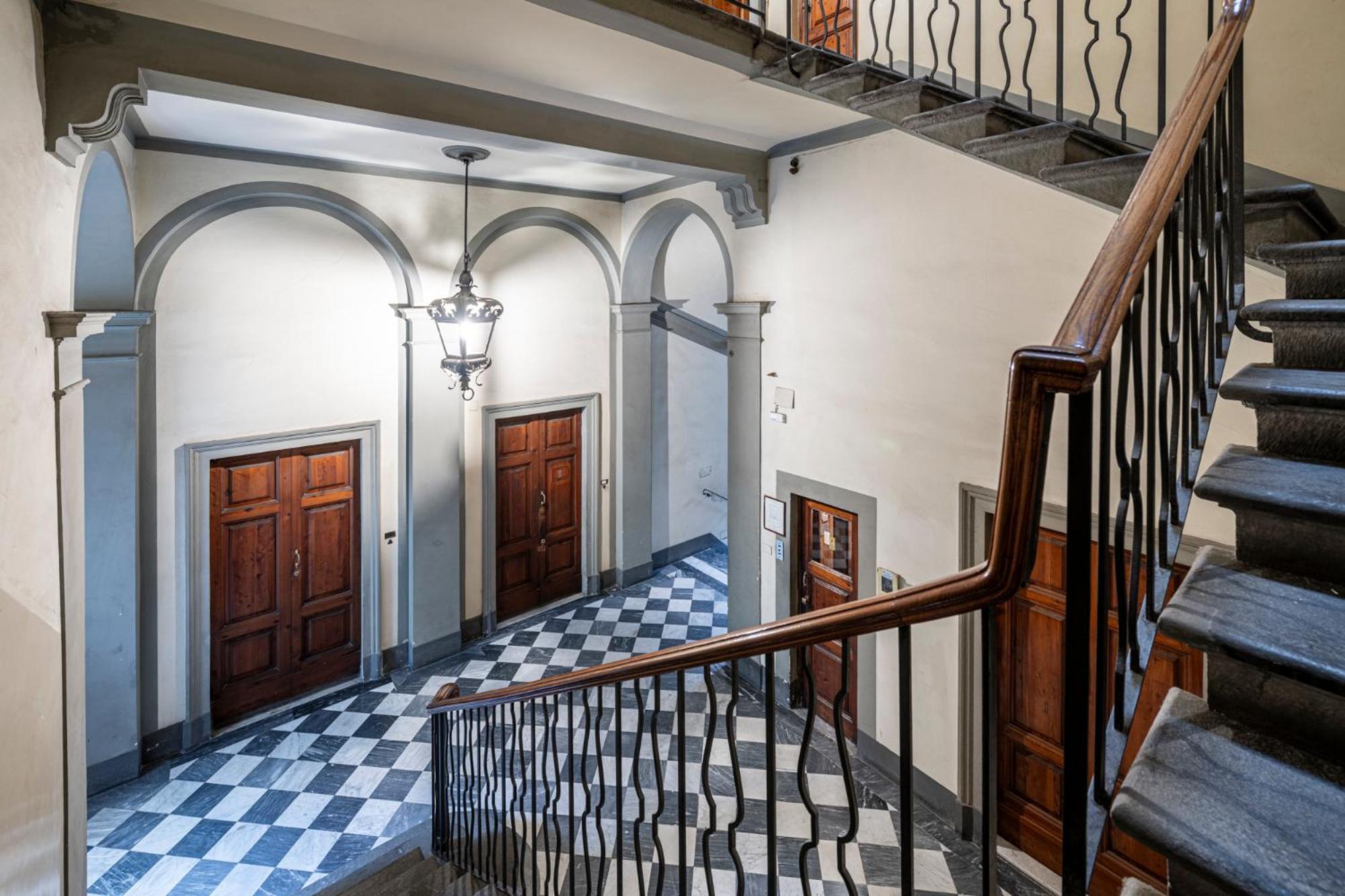 Cherubini Palace Thematic Apartment Флоренція Екстер'єр фото