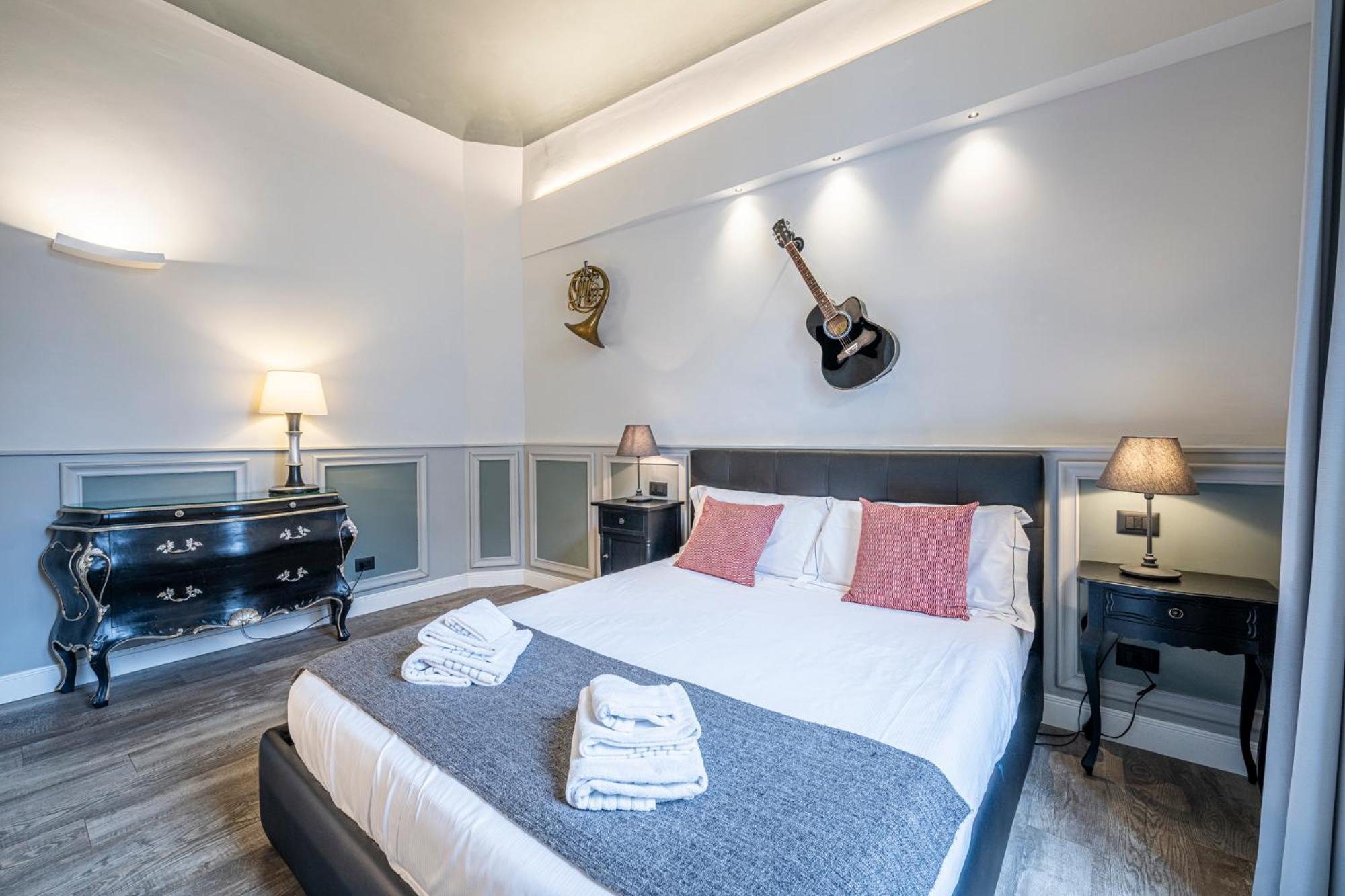 Cherubini Palace Thematic Apartment Флоренція Екстер'єр фото
