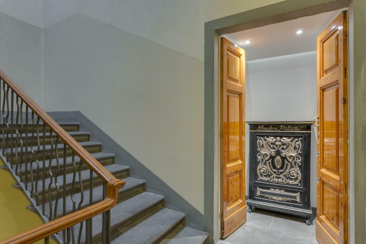 Cherubini Palace Thematic Apartment Флоренція Екстер'єр фото